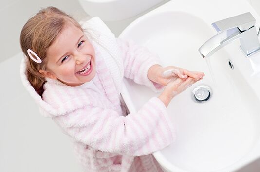 Aby ste sa ochránili pred infekciou červami, musíte si umyť ruky